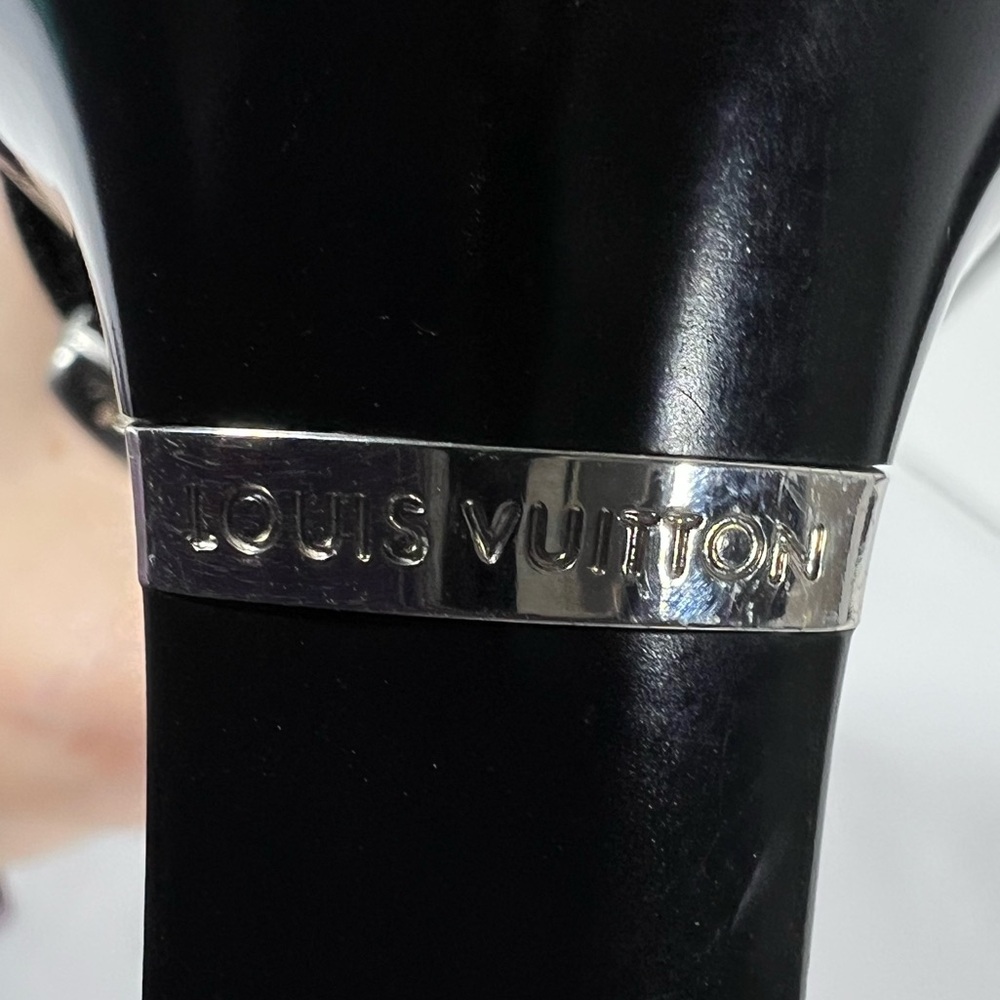 7017: Louis Vuitton Logo Heel Ankle Boots Black Leather Buckle 35.5 Italy - Picture 11 of 13
